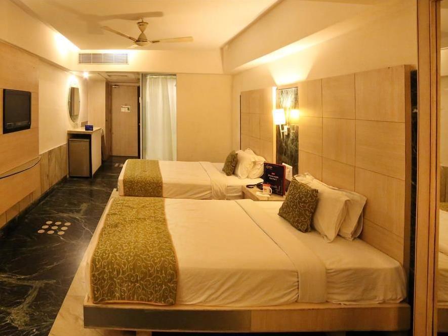 Hotel Manorama Vijayawāda Zewnętrze zdjęcie